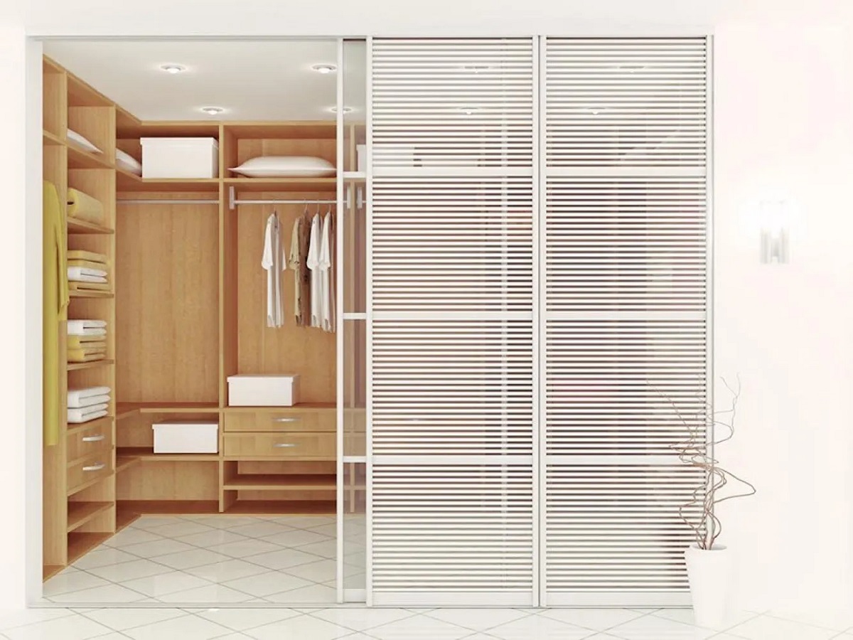 Роникон: Гардеробная ЛДСП Вишня Локарно Стекло прозрачное арт 609, фото 1